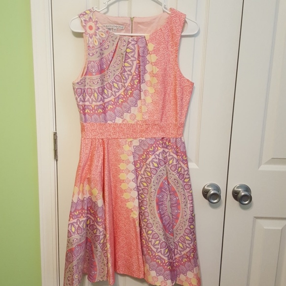 Maggy London Dresses & Skirts - Maggy London A-Line Sleeveless Dress - Size 8